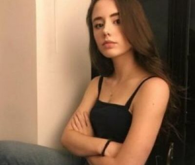 Lily Mo Sheen