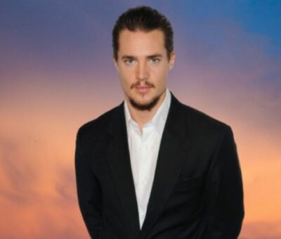 Alexander Dreymon