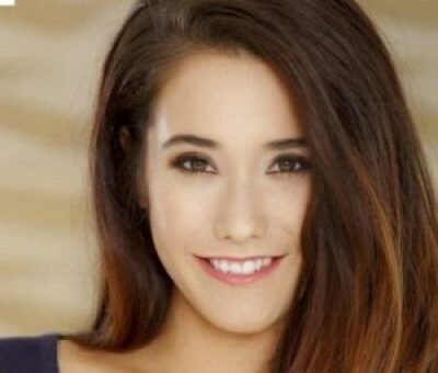 Eva Lovia