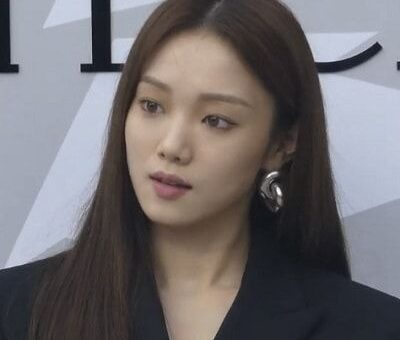 Lee Sung Kyung