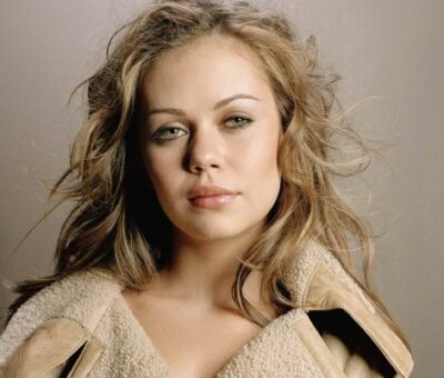 Alexis Dziena