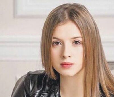Alina Kukushkina