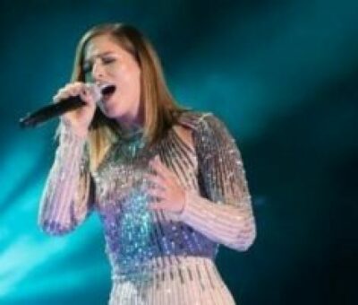 Cassadee Pope