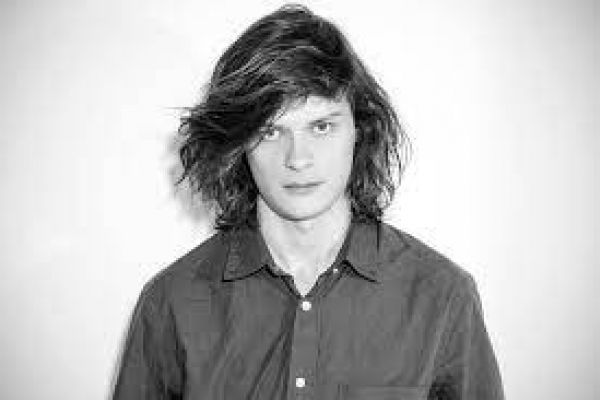 Charlie Tahan