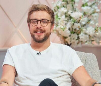 Iain Stirling