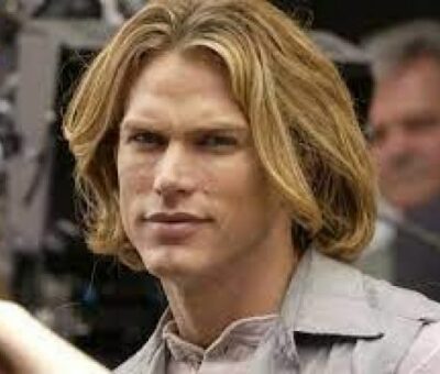 Jason Lewis