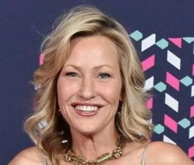 Joey Lauren Adams
