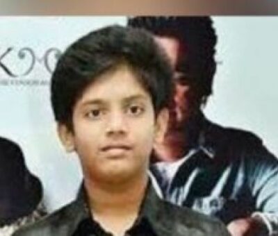 Prasanna Kumar was a well-known star child, media personality, and talented musician. He was born in the Indian state of Tamil Nadu in 2002. He was passionate about music and acting. His father, ‘Vivekh,’ was a well-known comedian and actor in Tamil cinema. A misfortune occurred in 2015, and the 13-year-old child left this world. It came as a huge surprise to all of the family members as well as the film industry’s actors and actresses. It didn’t stop there; his father, Vivekanandan aka Vivek, died on April 17, 2021. Let us take a look at the life of Prasanna Kumar. Prasanna Kumar Biography Prasanna Kumar was born in the Indian state of Tamil Nadu in 2002. His name corresponded to the ‘Virgo’ sun sign. He was in the seventh grade and attended a local school in Chennai. He was a bright student who aspired to be like his father. Prasanna met musical legend and Oscar winner A.R. Rahman because he admired him and aspired to be like him. He was a frequent performer on keyboard instruments. Prasanna Vivek was the only child of Kollywood actors Vivek and Arulselvi Vivek. Tejaswini Vivek and Amritha Nandini Vivek, his sisters, showered him with love. As the youngest child, he was the center of attention for the entire family. He adored his grandparents and spent a lot of time with them. Prasanna Kumar Vivek is a member of the Mukkulathor community’s Thevar caste and follows the Hindu religion, according to Wikipedia. Career Prasanna Kumar aspired to be a good musician after being inspired by A.R. Rahman, a great singer and composer. He ran into him with his father at a number of functions and award shows. He was also seen with his father at movie premieres and live performances. His enthusiasm for the entertainment industry was palpable. Prasanna Kumar