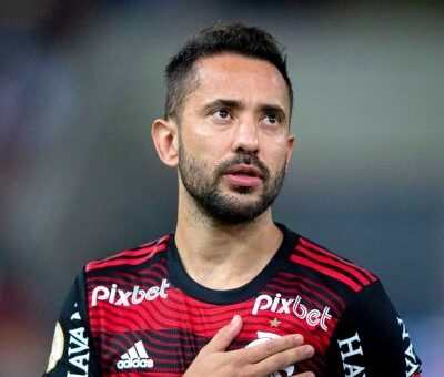 Everton Ribeiro