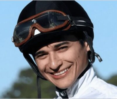 Jockey Alex Canchari