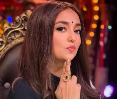Monali Thakur