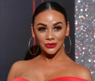 Chelsee Healey