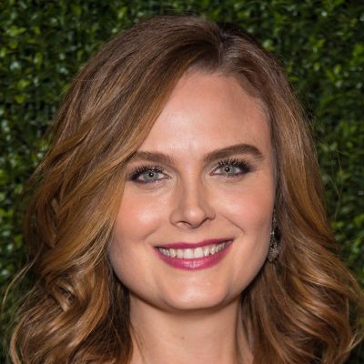 Emily Deschanel