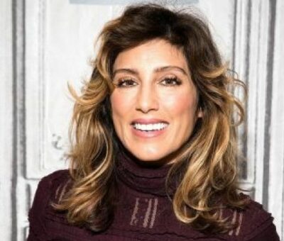 Jennifer Esposito