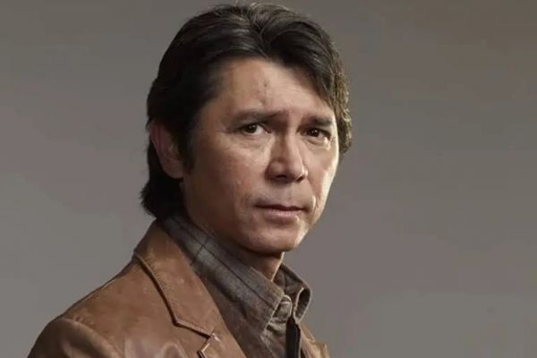 Lou Diamond Phillips