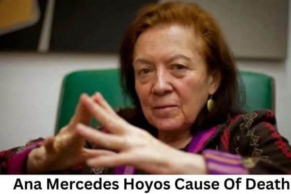 Ana Mercedes Hoyos