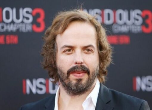 Angus Sampson