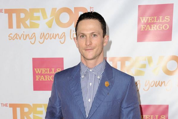 Jonathan Tucker