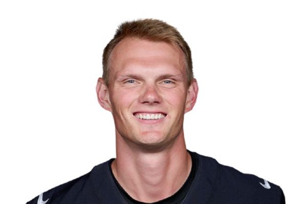 Daniel Carlson