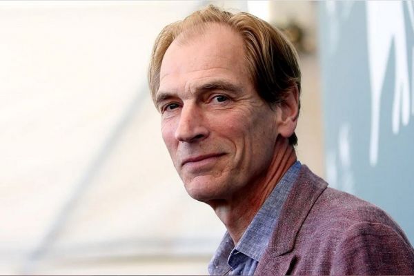 Julian Sands