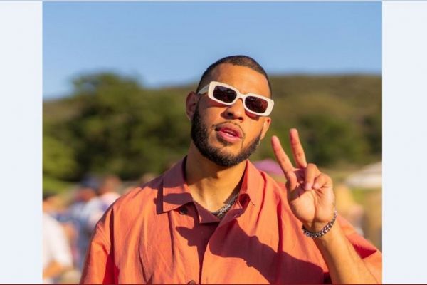 Sarunas Jackson