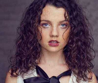 Stefania LaVie Owen
