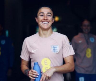 Lucy Bronze