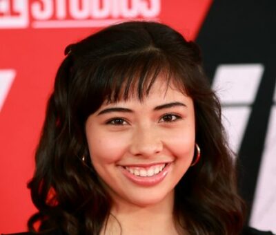 Xochitl Gomez