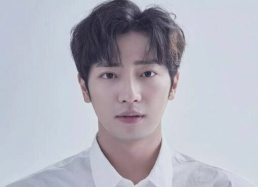 Lee Sang Yeob