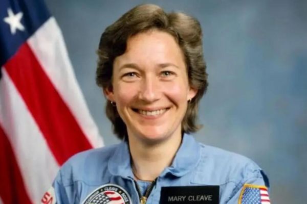 Mary Cleave