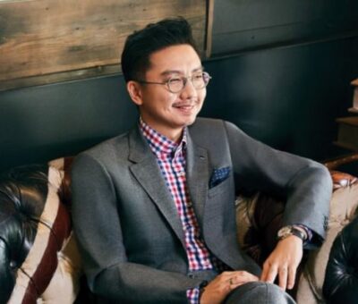 Dr Julian Tan