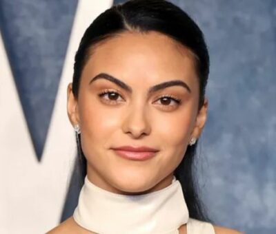 Camila Mendes