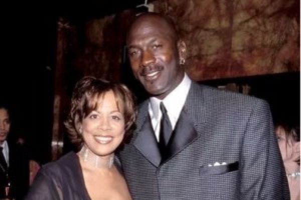 Know About Michael Jordan First Wife, Juanita Vanoy