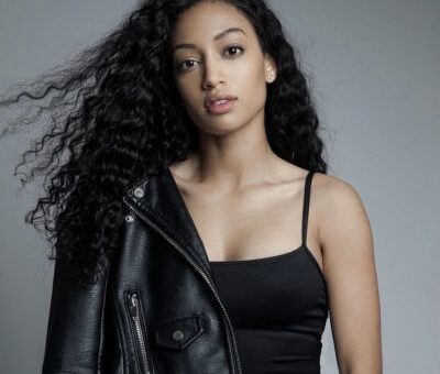 Samantha Logan