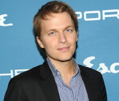 Ronan Farrow